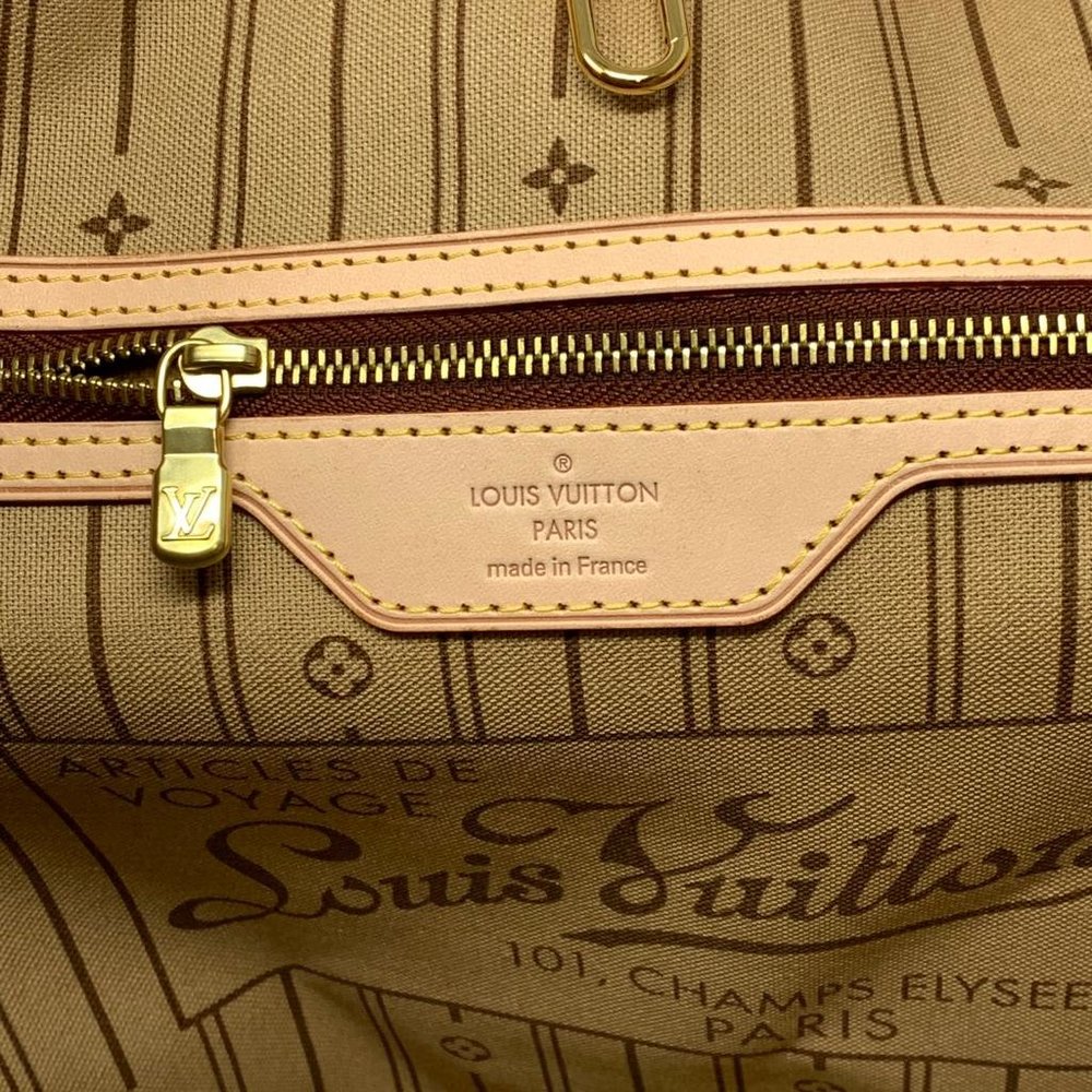 Louis Vuitton Monogram Neverfull MM Tote Bag - Picture 12 of 13